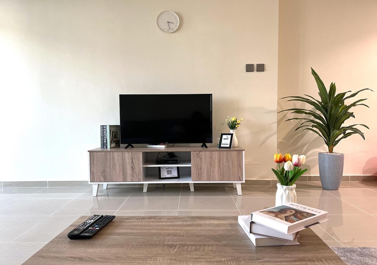 Lakeview 1br, 3 Min To Metro Hot Summer *